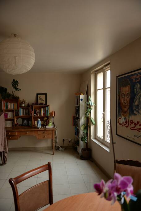 big living room (view 1)