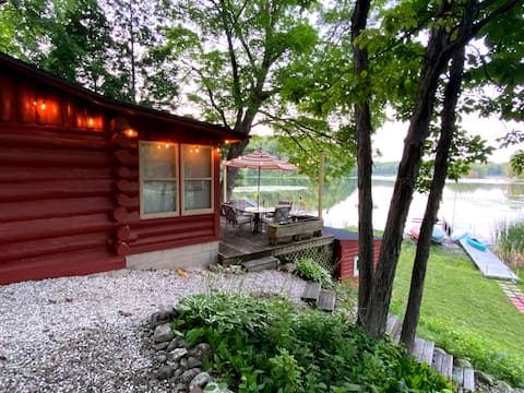 Little Lake Cabin - Road America Enthusiasts!