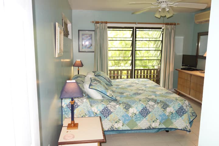 Спалня 2 - отворена към океана