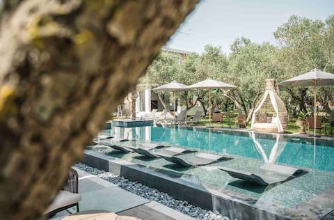 Giardino Lux One Bedroom Apartment 1