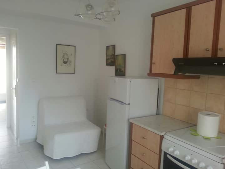 Alex Apartment In The Center Of Preveza - Превеза