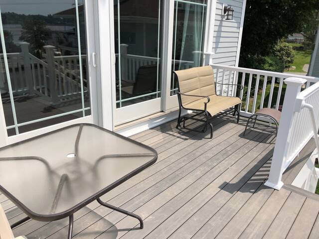 Sea Breeze Inn guest house. Walk to Beach gallery image 4