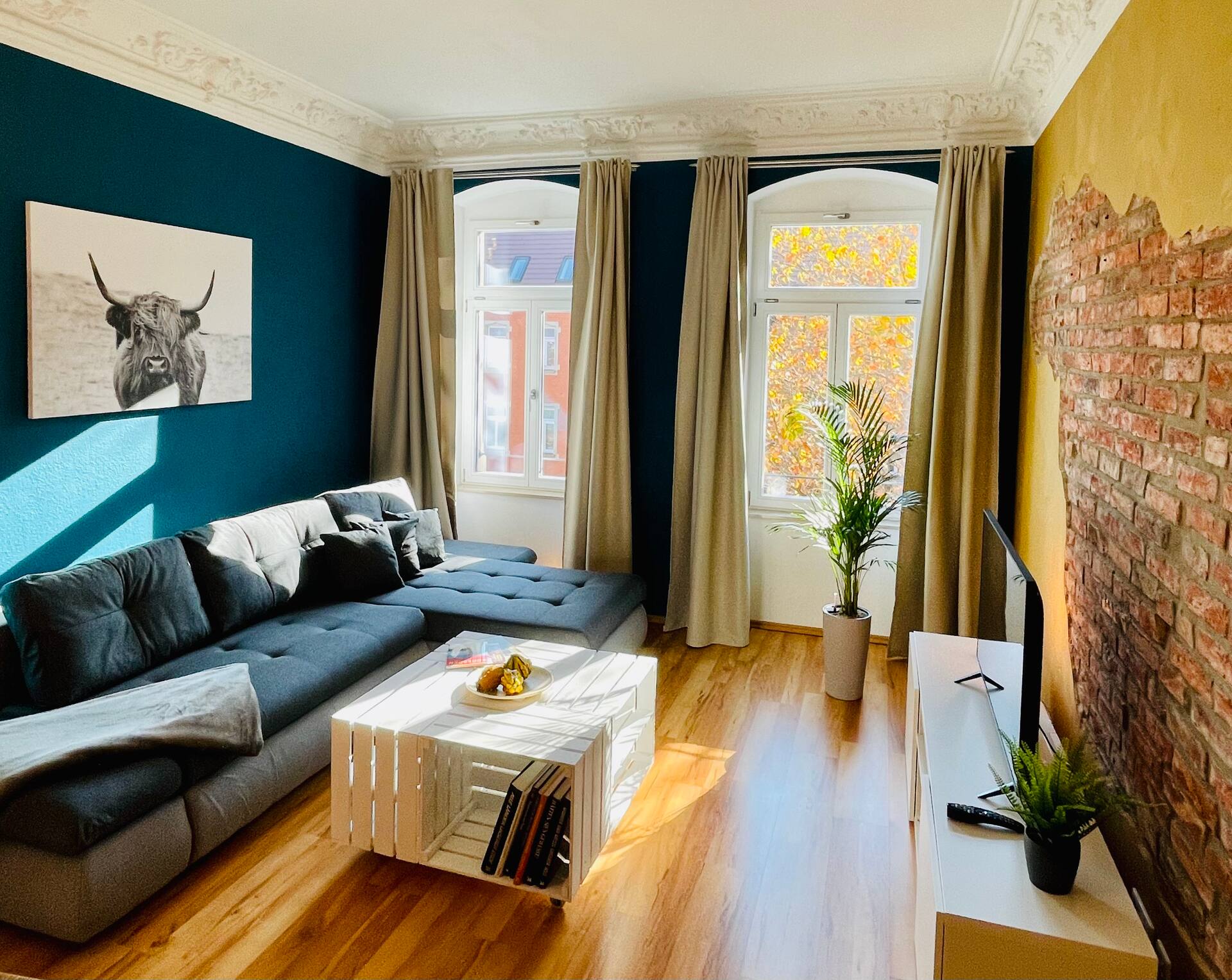 Elegant apartment - industrial style