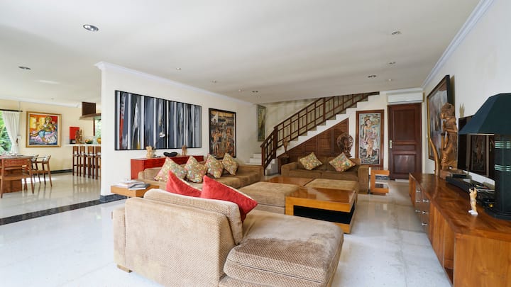 Seminyak Oasis, 12m Pool, 3 King Suites, Seminyak - Seminyak