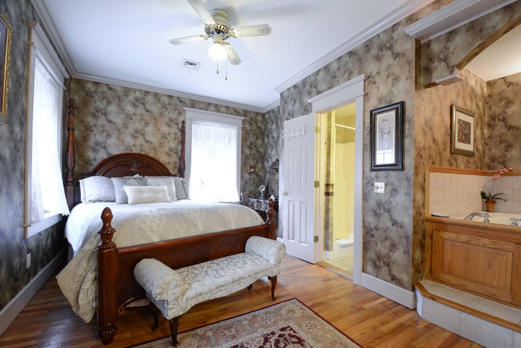Victorian furnishings