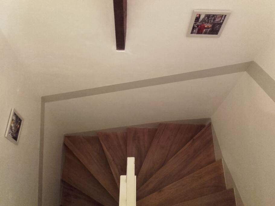Escalier pour monter au premier étage