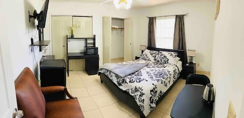 Coral Gables, habitación limpia cómoda, acogedora