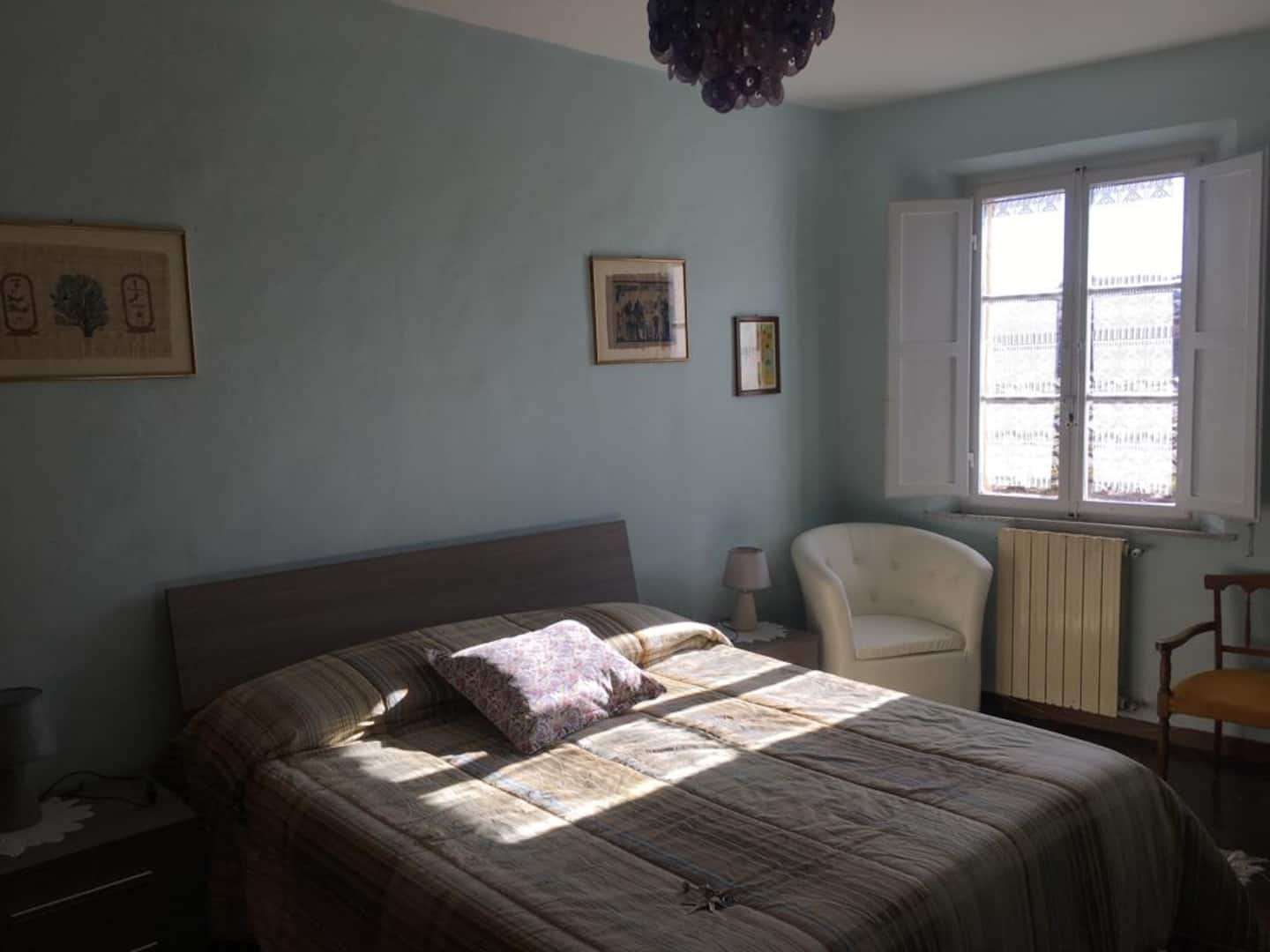 Blue-sky Room
