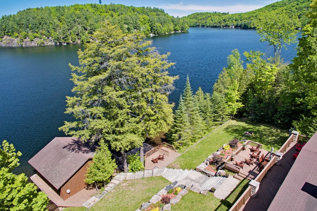 Gem at Beautiful Lake of Bays Cottages for Rent in Baysville, Ontario