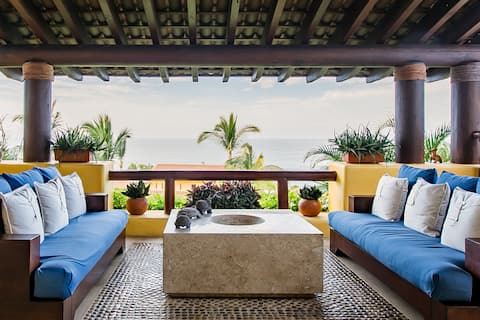 Splendid oceanview villa at Four Seasons PuntaMita
