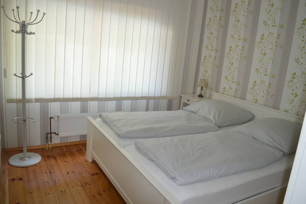helles, einladendes Schlafzimmer