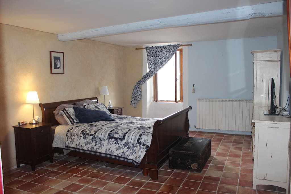 Master bedroom with King bed