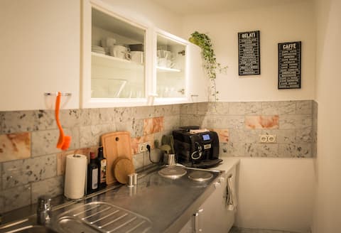 Top Airbnb: Studio "In the Heart of Stuttgart" in Rathaus