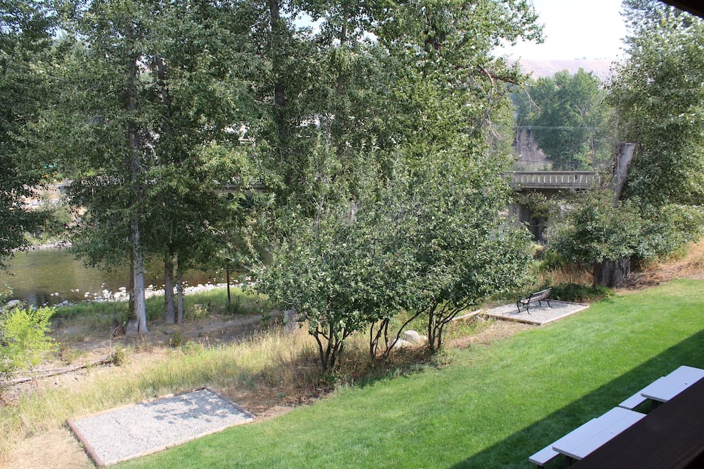 A view of the Methow river from second level lodge rooms.