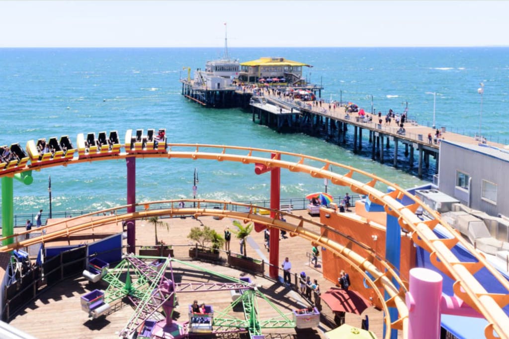 SANTA MONICA PIER!