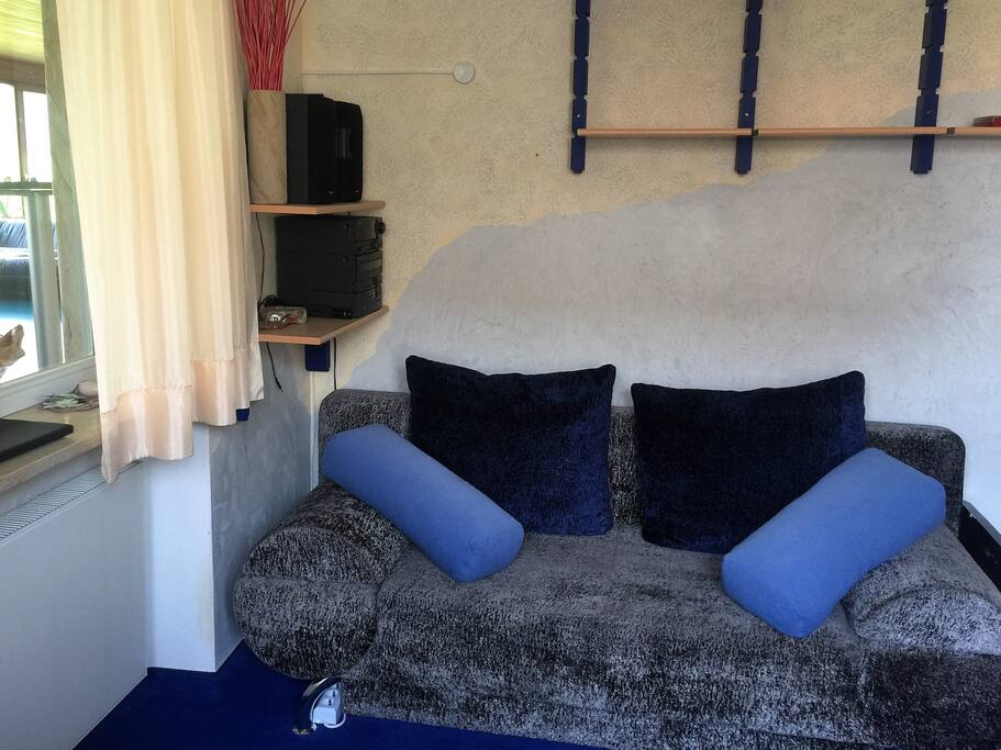 Schlafzimmer 1