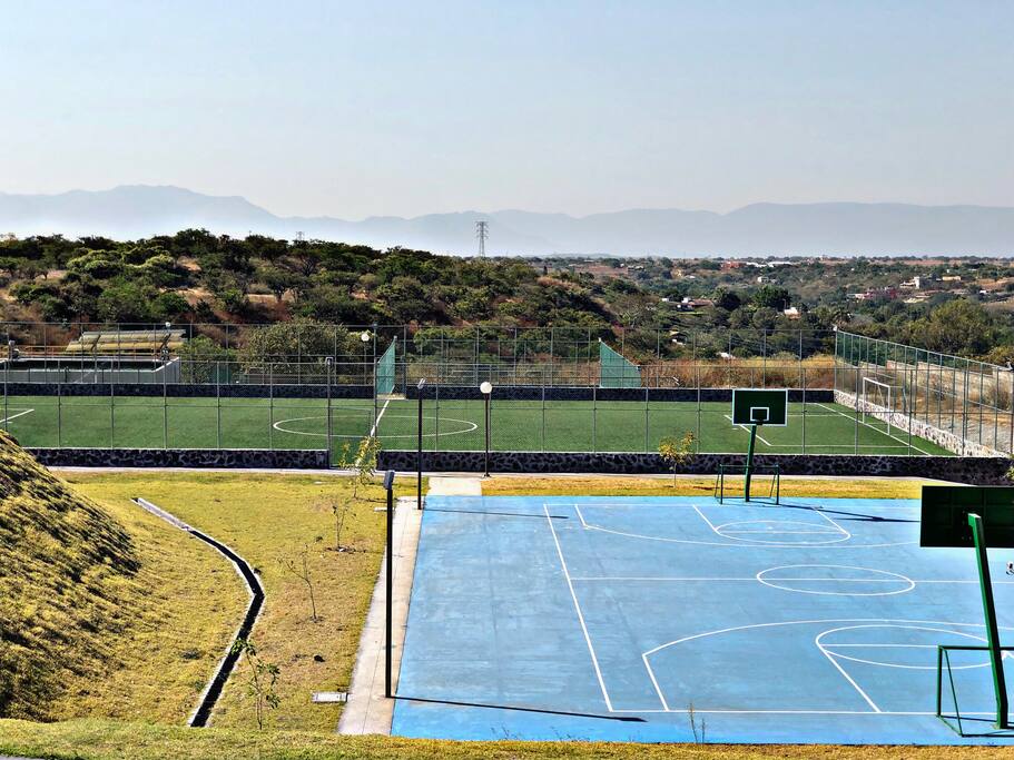 Canchas de Basket, Fútbol y Tenis