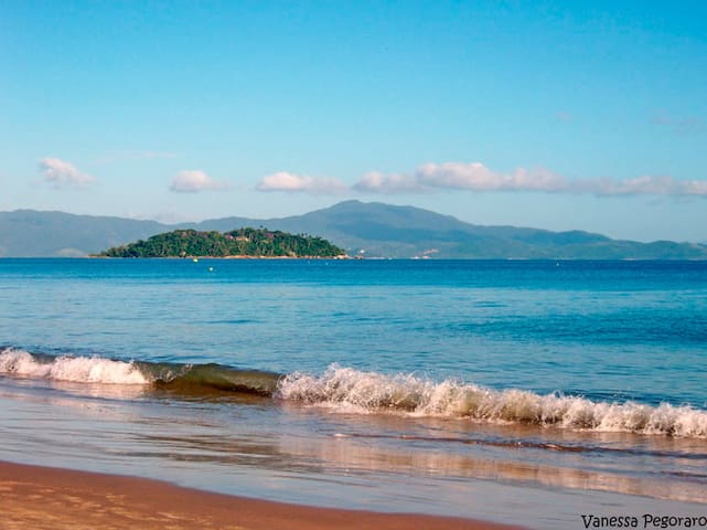 Cobertura em CANASVIEIRAS - 3 quadras da praia