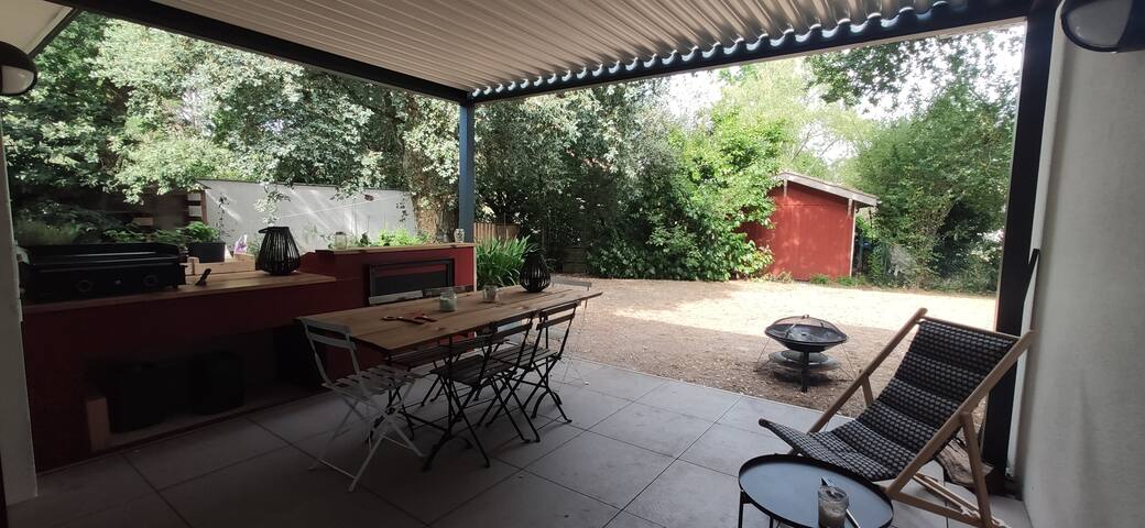 Villa de charme piscine au calme bordeaux bassin gallery image 5