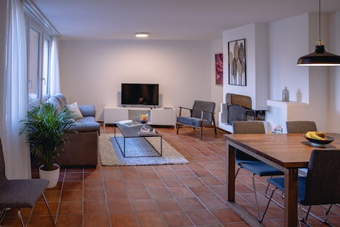 Top Airbnb: Centric 3.5-Bedroom Apartment in Downtown Ascona in Ascona