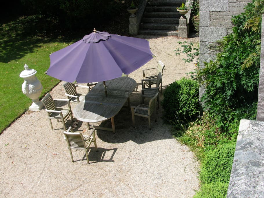 Breakfast, Lunch or Evening Meal alfresco