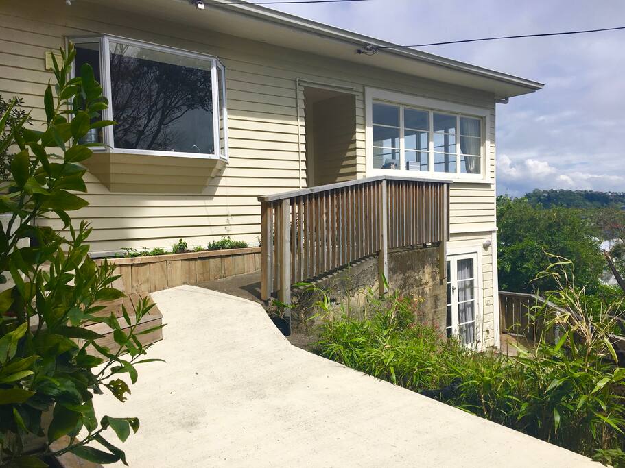 Kitchen window (left) and Dining window (right)