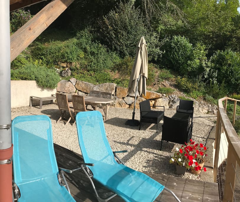A spacious west-facing terrace overlooking Talloires Bay. BBQ provided.