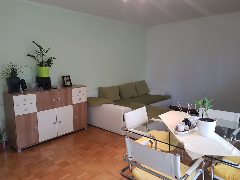 Wohnzimmer 2