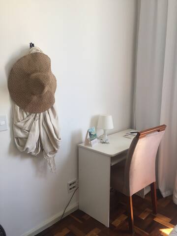 Apartamento em ótima rua de Copacabana gallery image 3