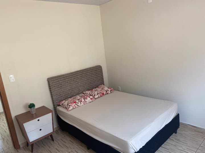 Izba 3, manželská posteľ