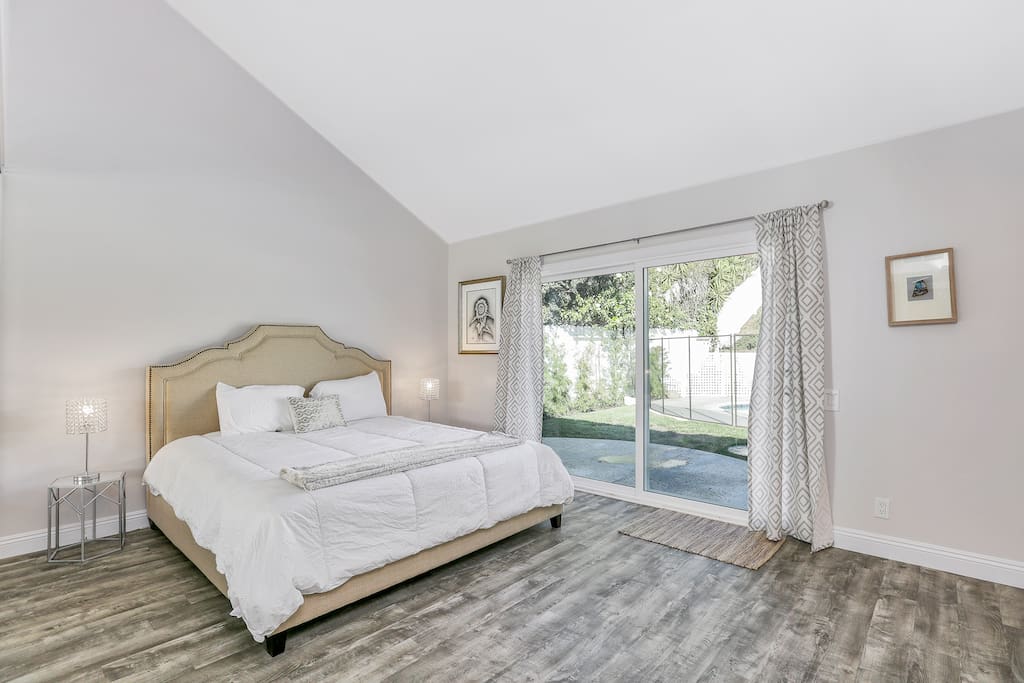 Master bedroom 1 with King bed