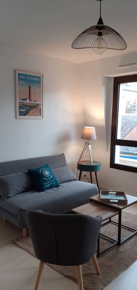 Successful Airbnb property: Terrace apartment in the heart of Pont-l'Abbé in Pont L'abbé