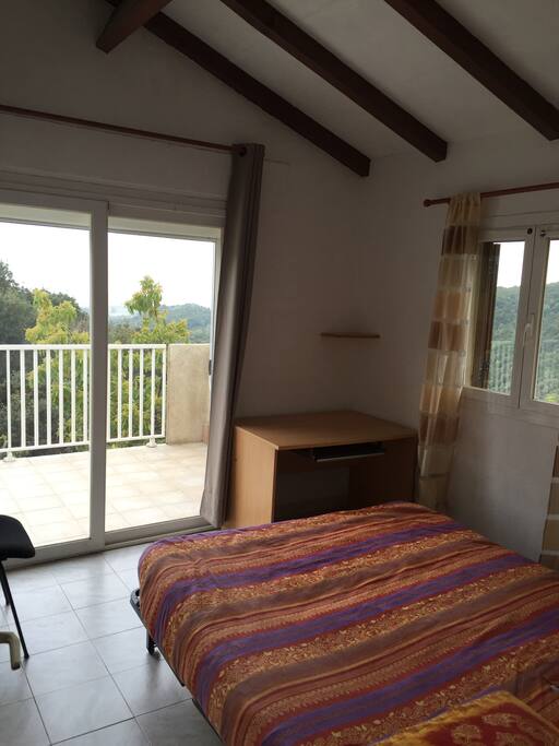 La chambre avec bureau