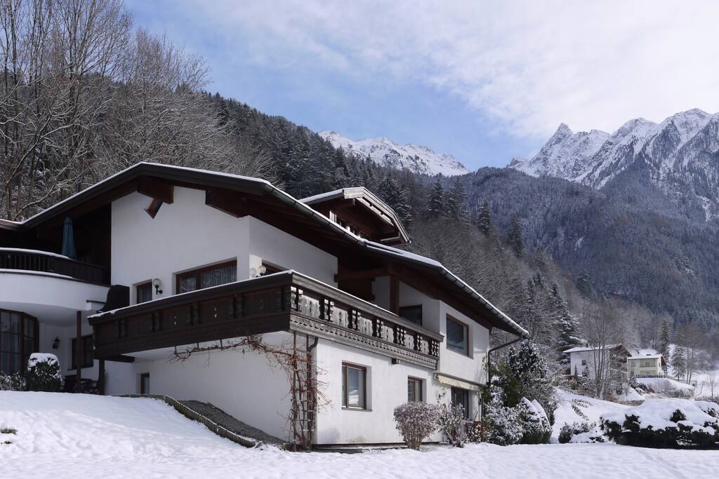 Ferienhaus im Sommer