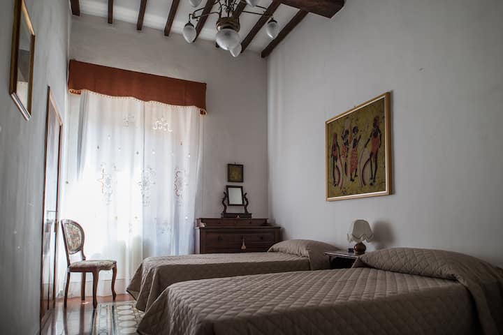 3) double bed