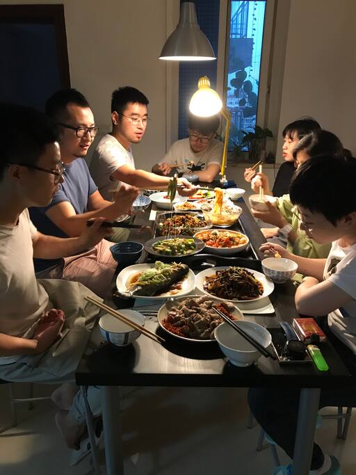 聚餐