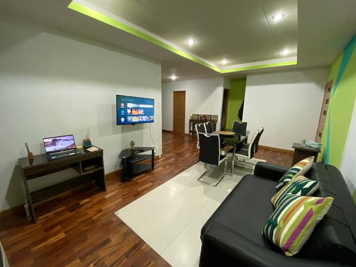 Hermoso Apartamento Con Excelente Ubicación. - La Paz