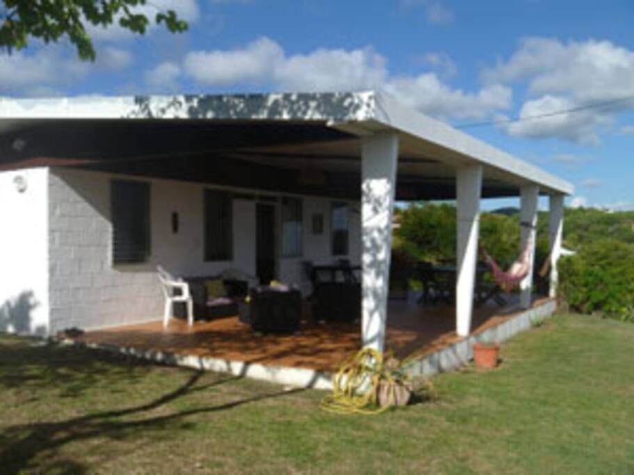 Villa indépendante sur la côte au vent, à 20 minutes des plages de surf, 30 minutes du Sud Martinique...