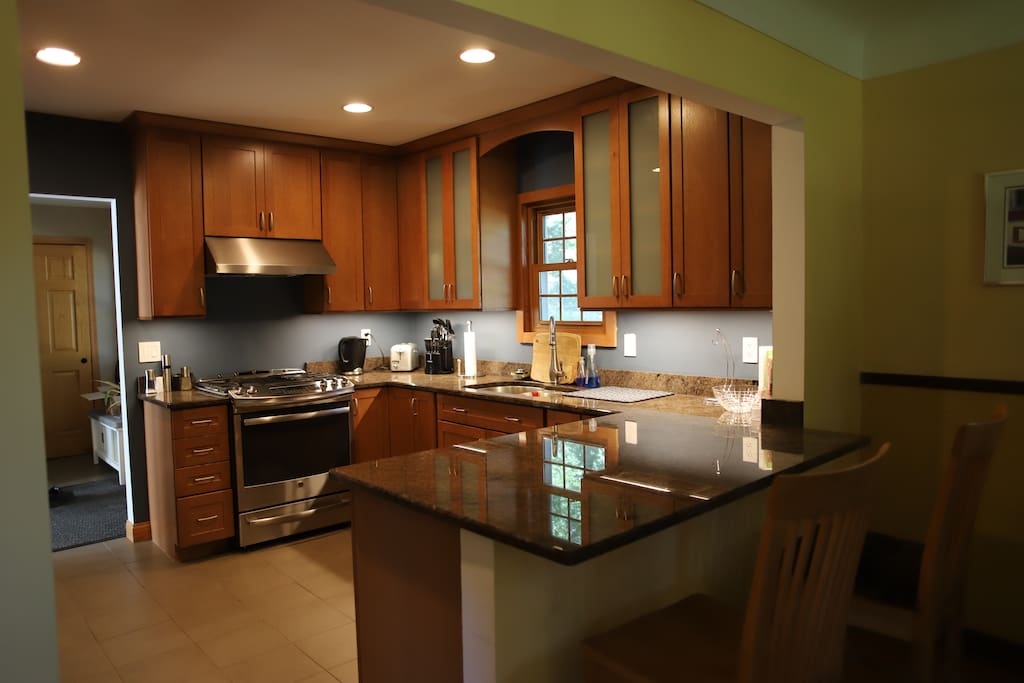 Full kitchen and use of amenities.