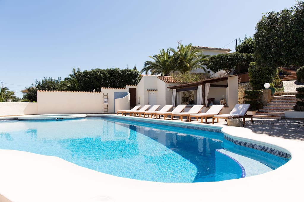 Totally private pool, gazebo & BBQ area