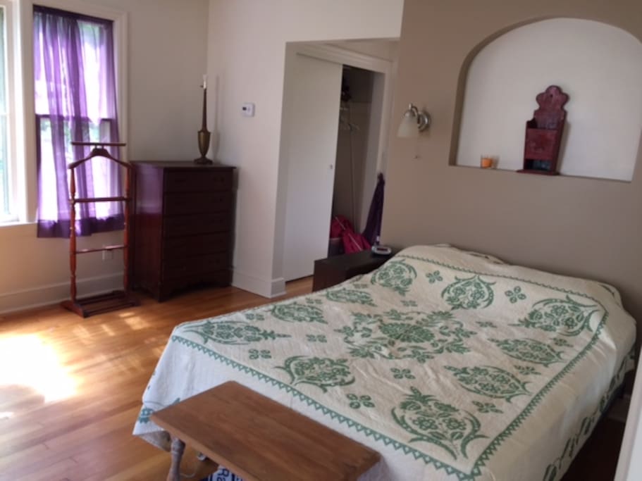 Bed and Closet area