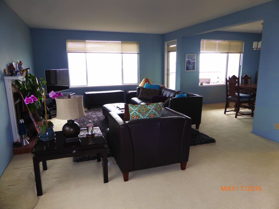 Living room.