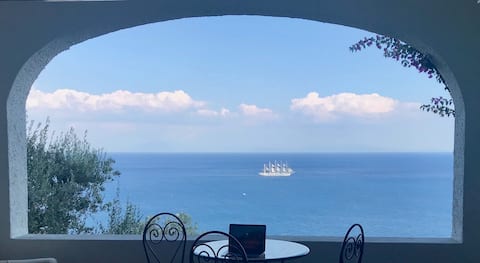 The Carrubo Blù, Charming Condo Overlooking Sea