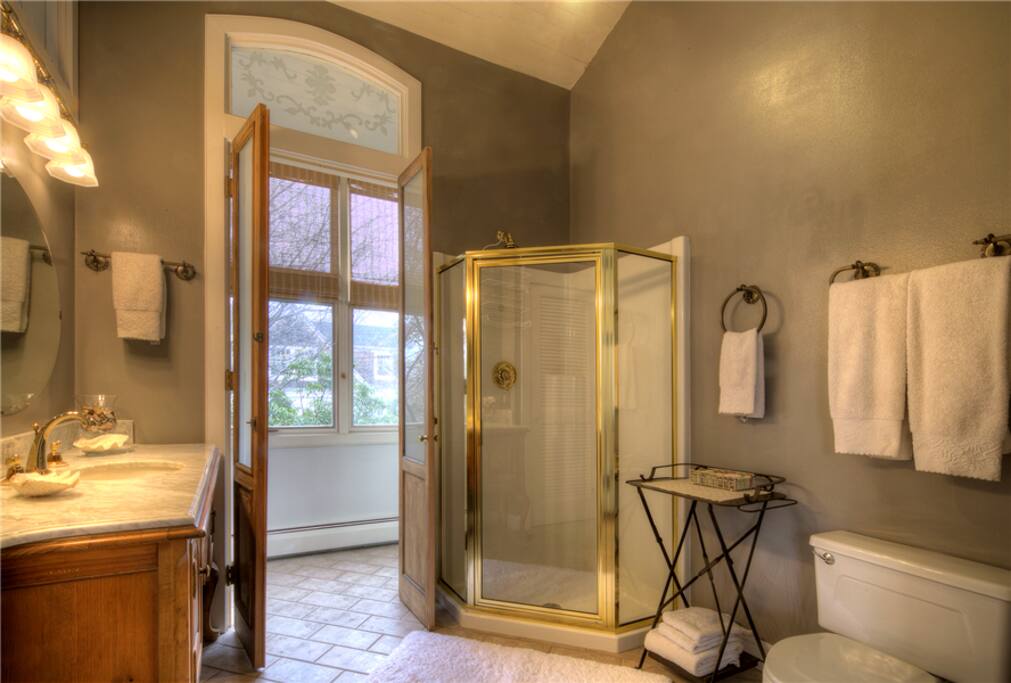 Guest bathroom
