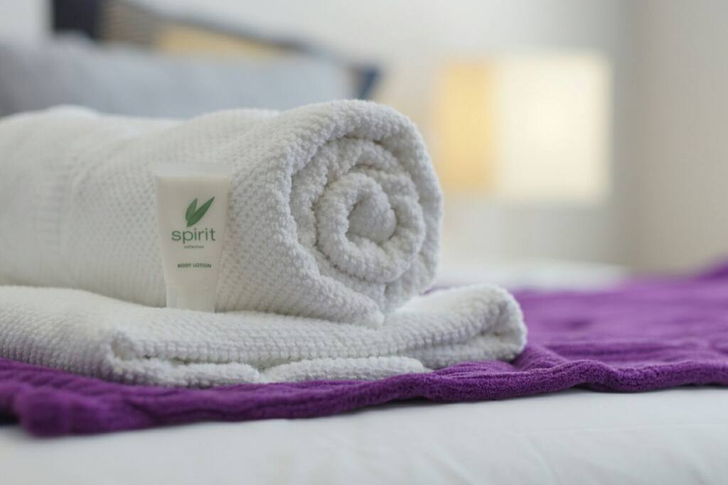 Always supply fresh towels and shampoo / bodywash