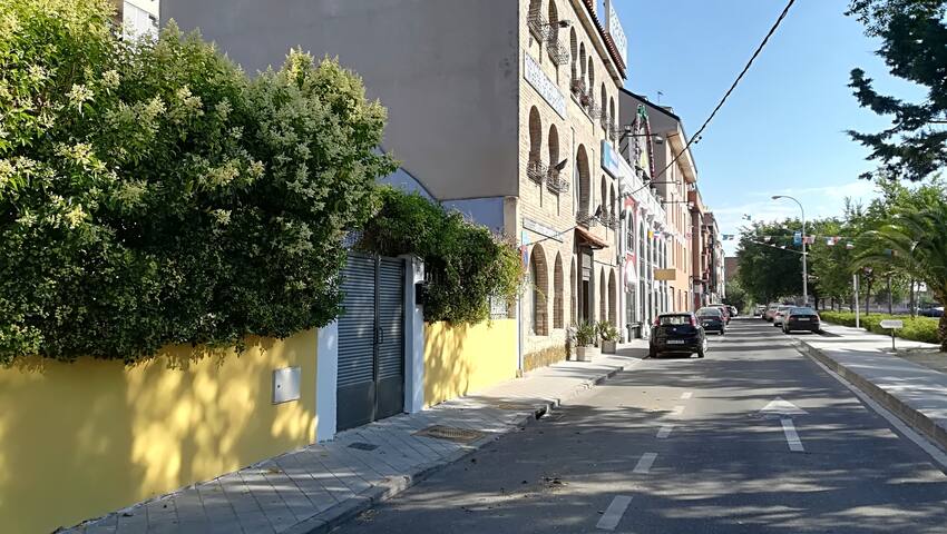 listing_image