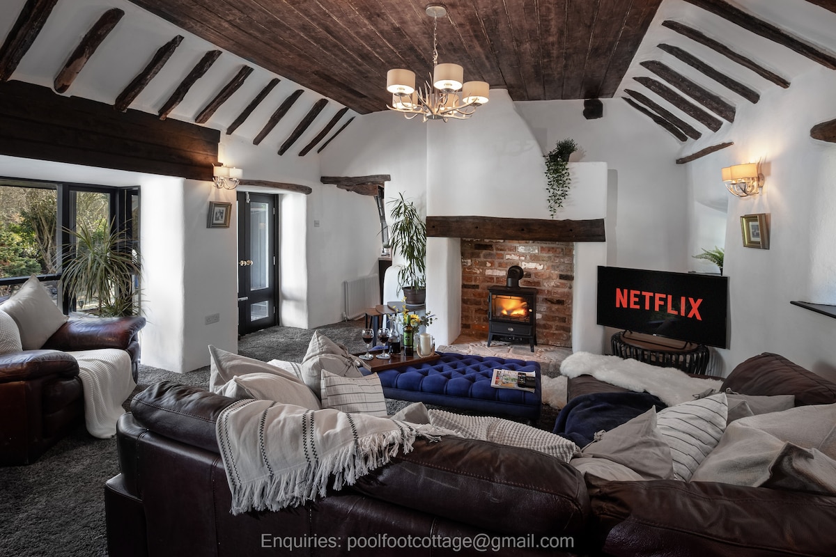 Popular Airbnb listing: 'The Cottage+Tiny House' Combo! Charming Getaway in Fleetwood