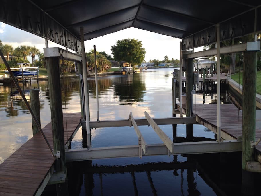 10,000lb boat lift ready for your boat!
