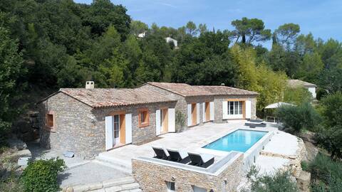 Le Mas de Provence w. Pool, Privacy & Views