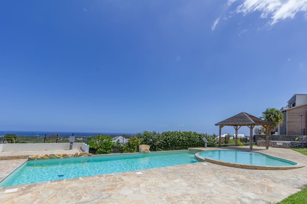 Piscine de la résidence